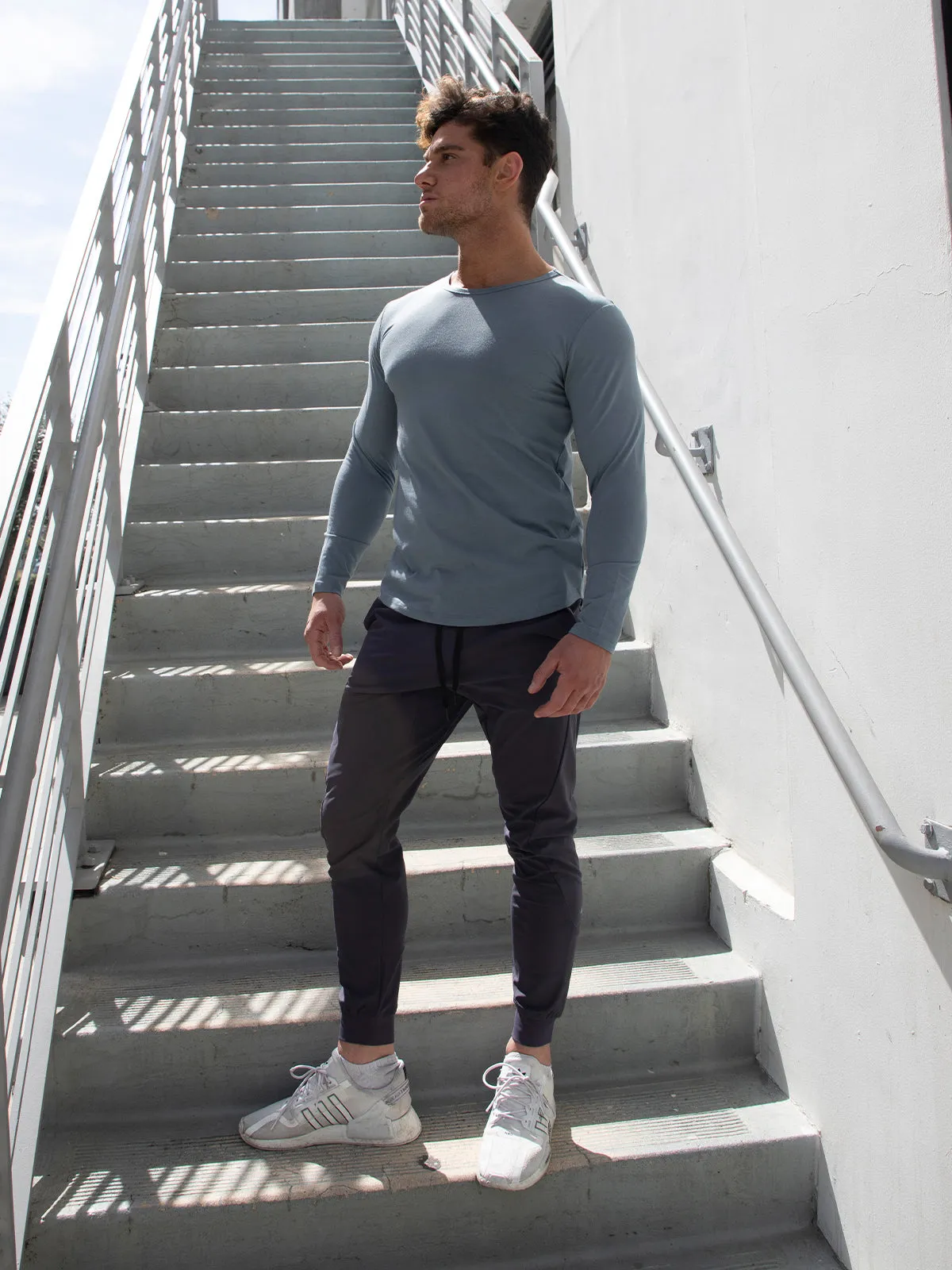 All Day Elite Curve-Hem Tee Long Sleeve