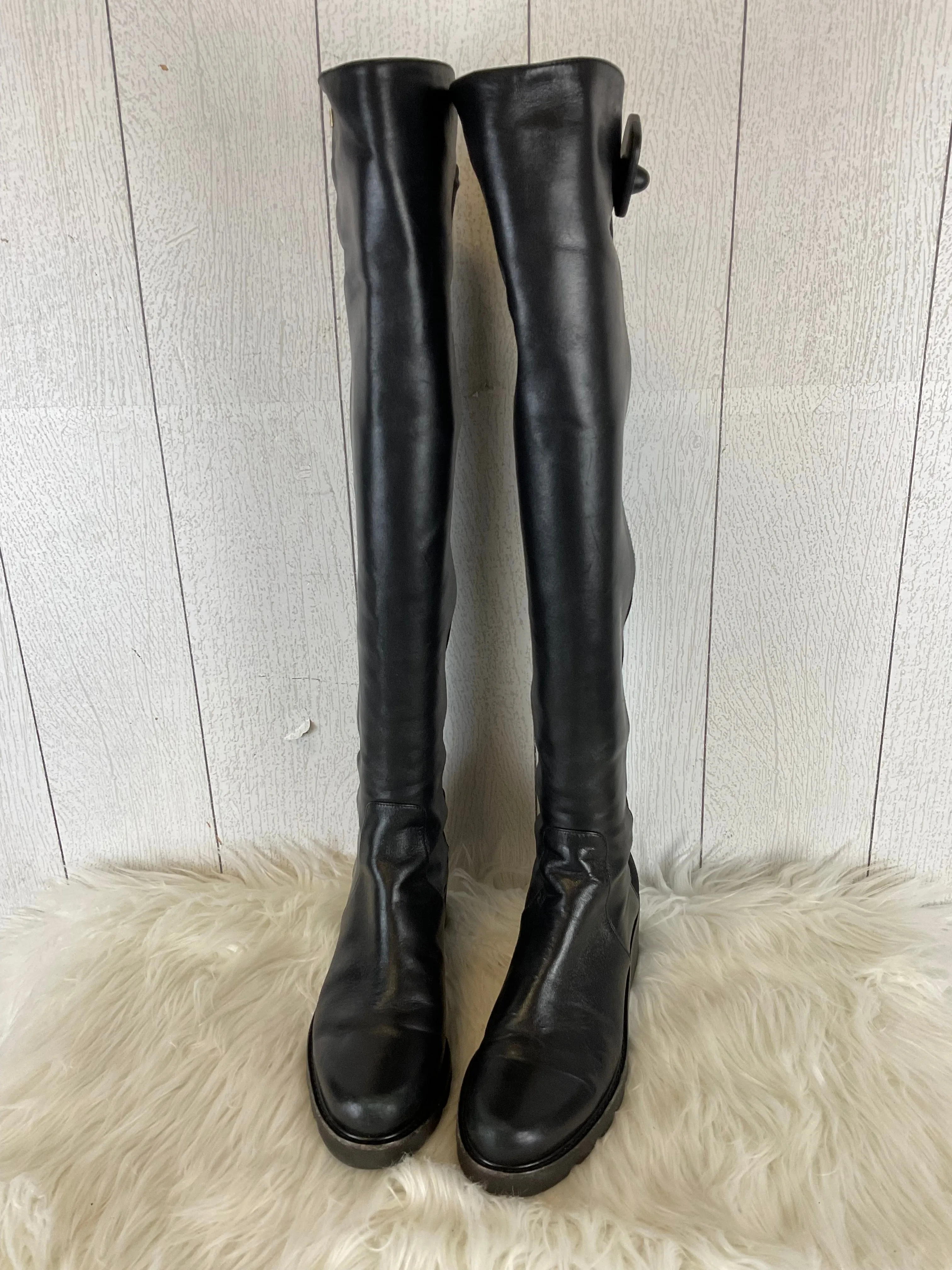 Boots Designer By Stuart Weitzman In Black, Size: 6.5