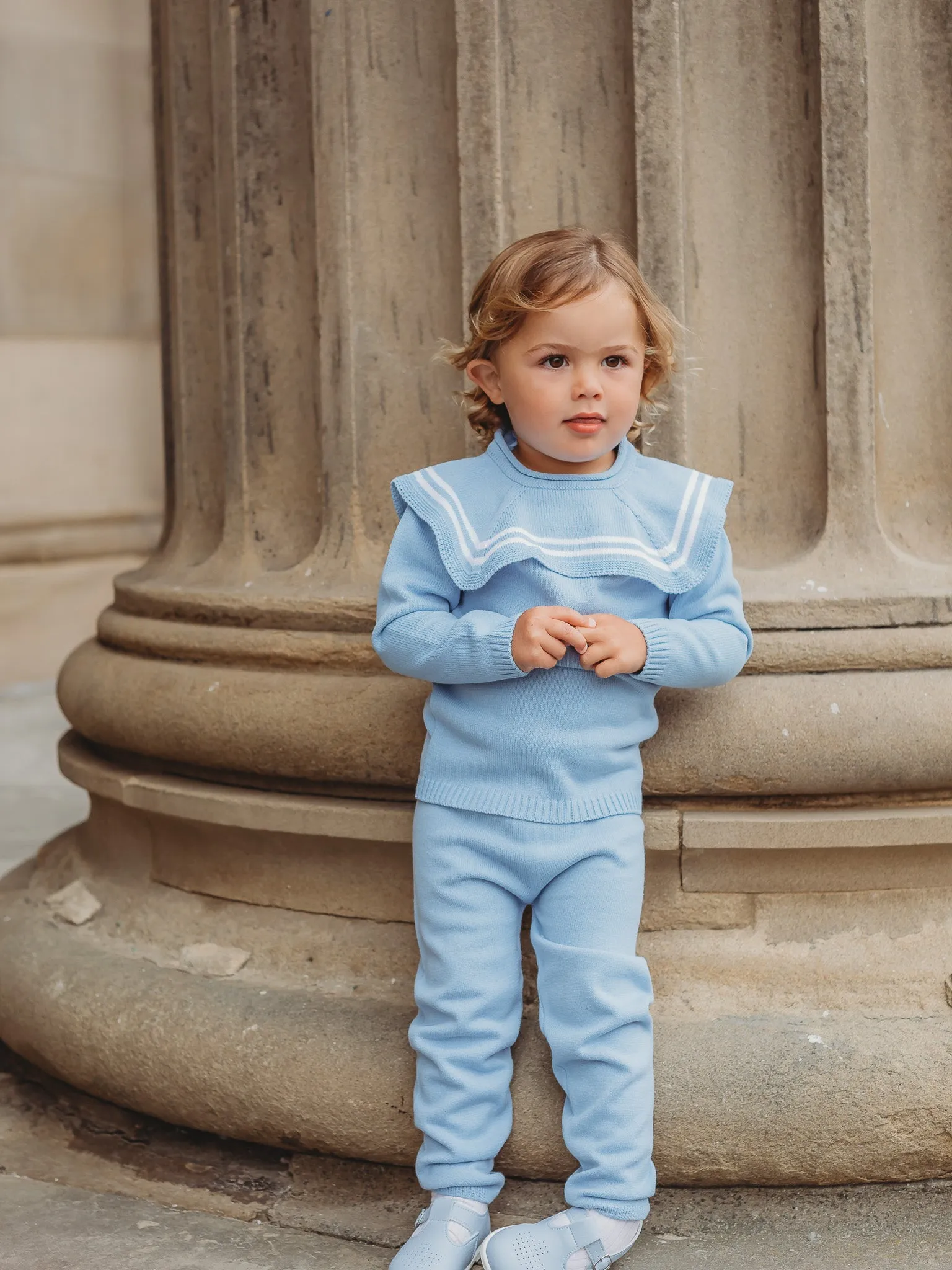 'Oliver' blue & white knitted suit with sailor collar