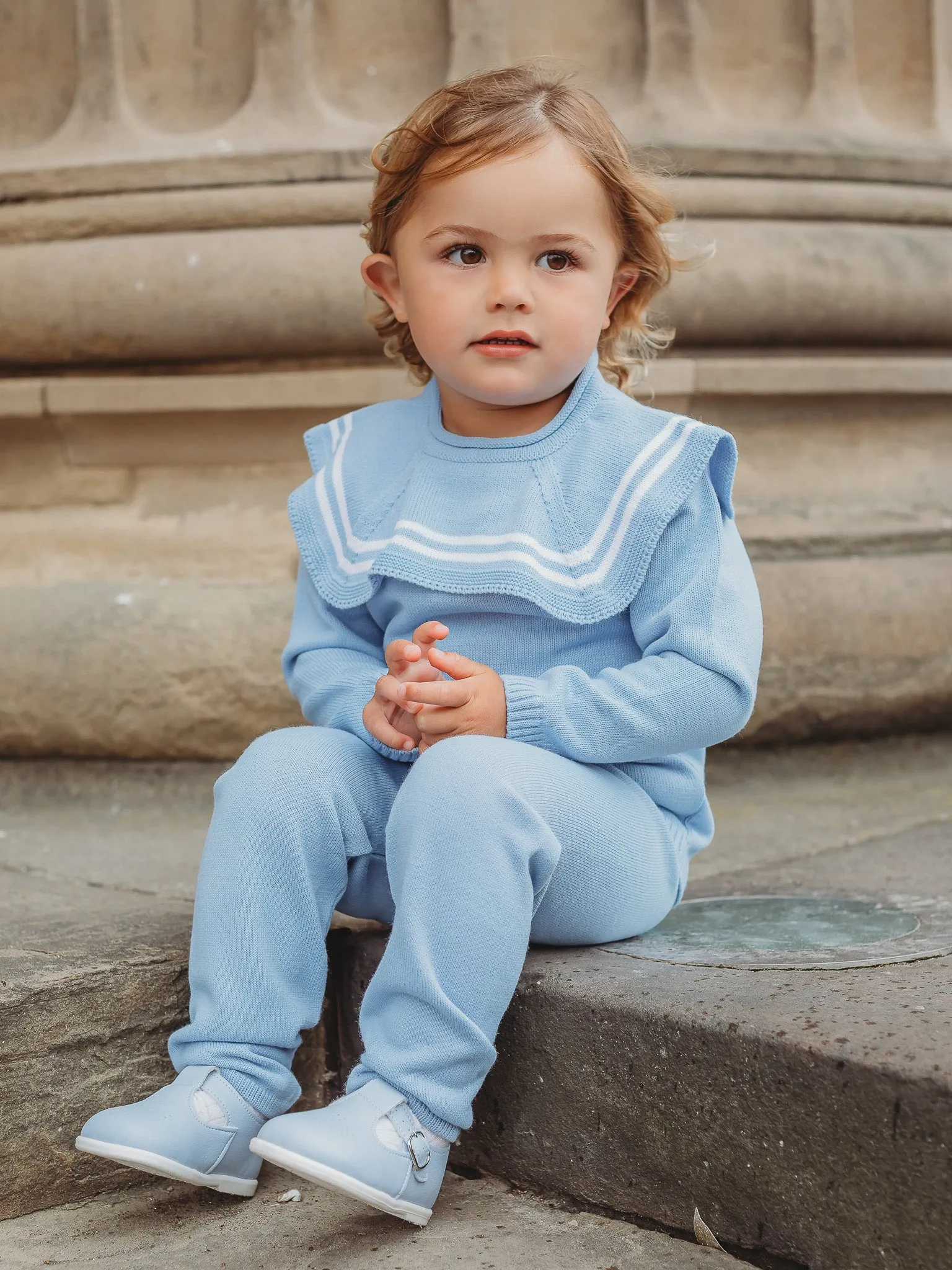 'Oliver' blue & white knitted suit with sailor collar