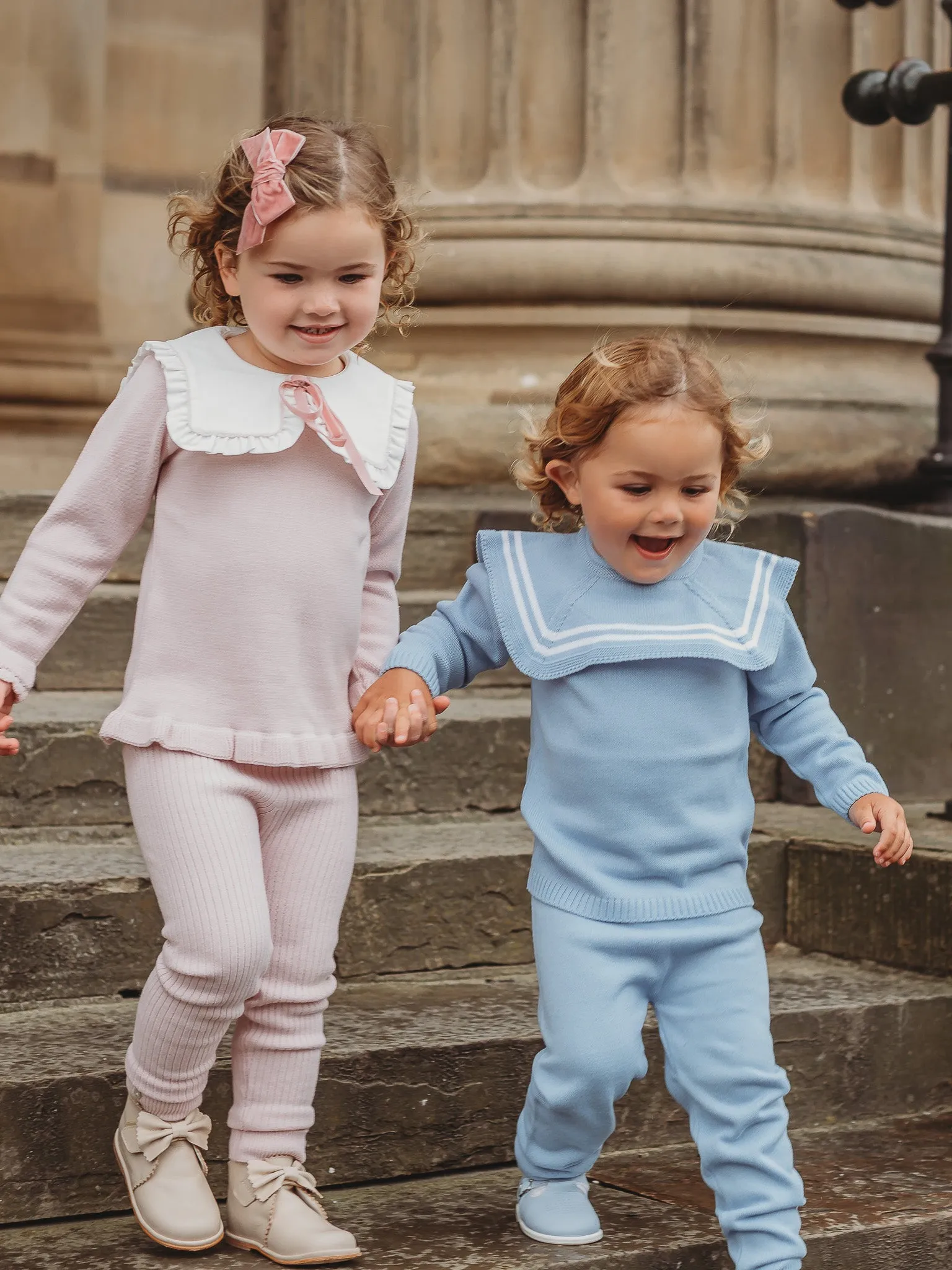 'Oliver' blue & white knitted suit with sailor collar